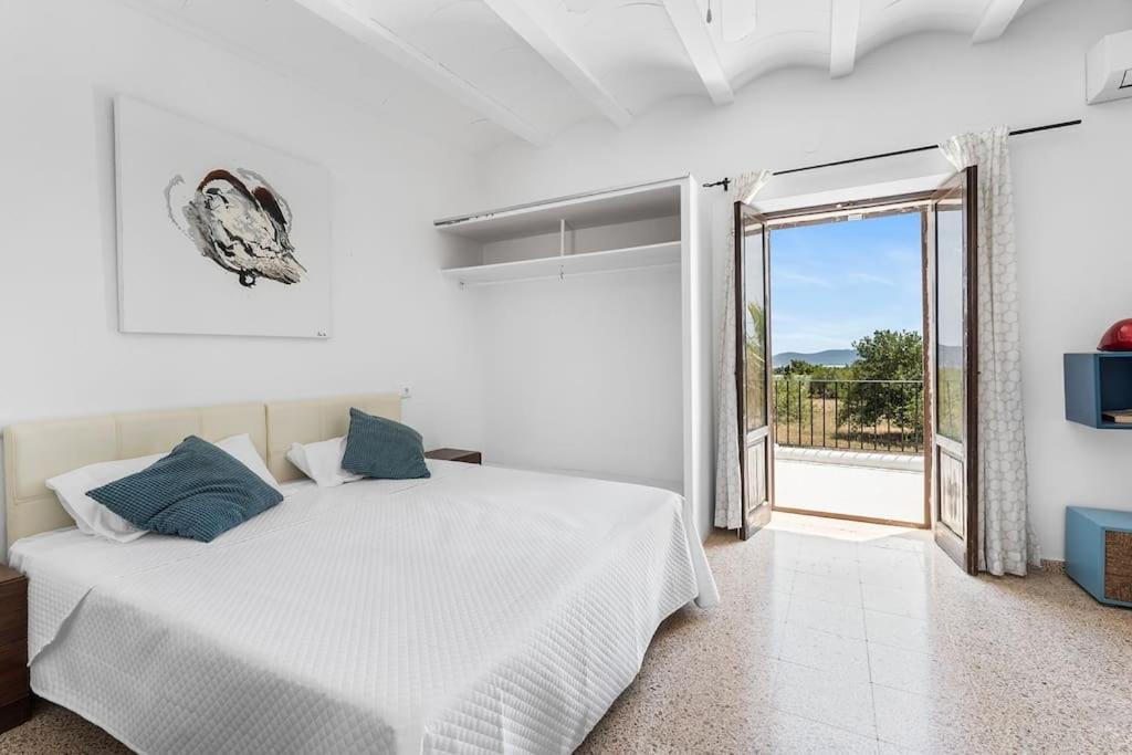 8 Guests Large Villa Near Bossa Beaches & Airport San José Eksteriør bilde